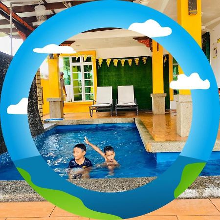 Ar-Rayqal Private Pool Homestay Pasir Gudang Luaran gambar